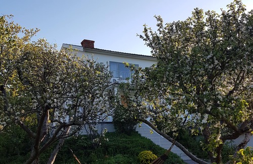 Nacka Municipality Casa | Villa with private garden 10 min from central Stockholm, 300 m from the sea