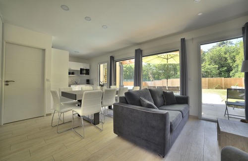 Saint-Augustin Casa | Nuevo listado: villa de lujo con piscina y jacuzzi en una residencia con tenis