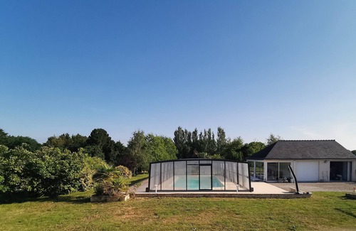 Sarzeau Villa | VILLA CON PISCINA PRIVADA CLIMATIZADA. Y CUBIERTO con un REFUGIO ... EN ST COLOMBIER