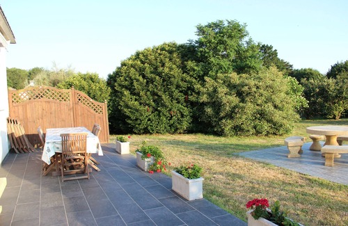 Sarzeau Villa | VILLA CON PISCINA PRIVADA CLIMATIZADA. Y CUBIERTO con un REFUGIO ... EN ST COLOMBIER