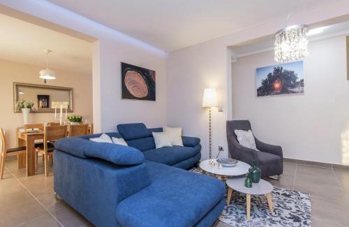 Debeljak Villa | Villa with Private Heated Pool