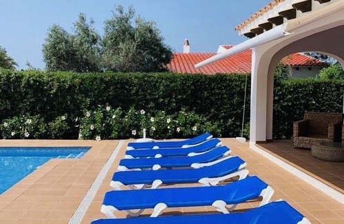 Binisafua Villa | Villa con piscina privada y vistas al mar