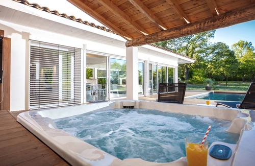 Carnas Villa | Villa Océane @ Domaine de Monteils