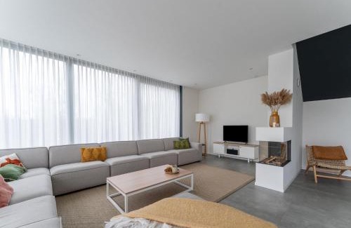 Arnemuiden Casa | Villa with private pool on the Veerse Meer