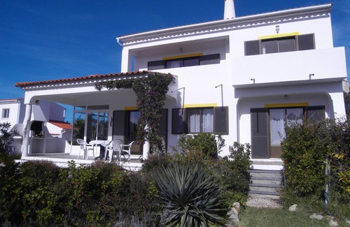 Aljezur Casa | Algarvevilla para unas vacaciones especiales, con piscina privada, balcón.