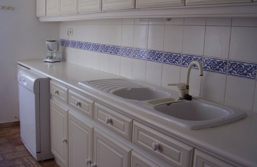Benatrite Villa | Bonito chalet con piscina privada, terraza, jardín y parque infantil