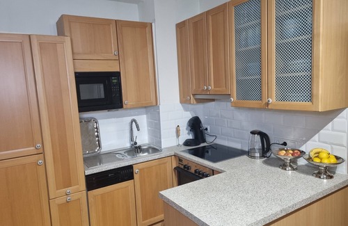 Liesing Casa | Villa with private Sauna & Jacuzzi - 8 min from Schloss Schönbrunn