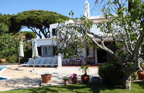 Vale do Lobo Villa | Villa con gran jardín y piscina cerca de la playa.
