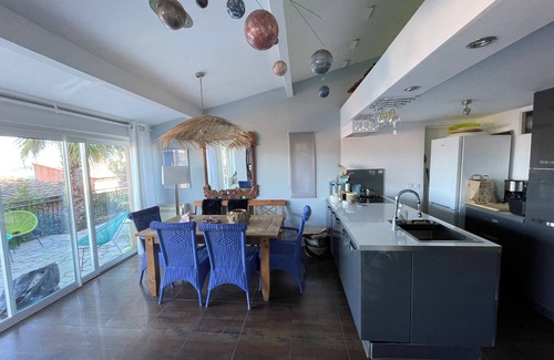 Theoule-sur-Mer Villa | VILLA CON VISTAS AL MAR Y MONTAÑA PANORÁMICA