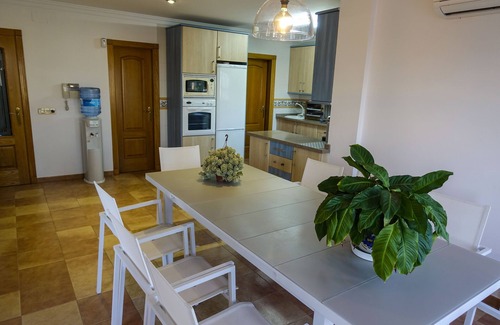 Torre del Mar Villa | Villa, vistas mar, piscina privada, 7 habitación, 2 salones, 2 cocinas, 4 baños