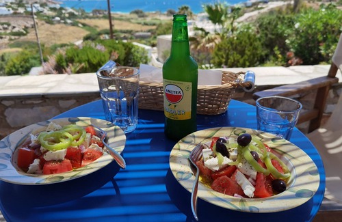 Krotiri Casa | Casa de lujo con vistas a la bahía de Parikia y piscina, playa a poca distancia