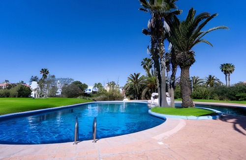 Cherrat Casa | Villa with Swimming Pool in Golf Resort
