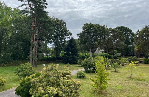 Benodet Villa | Villa with swimming pool and tennis court near Mer Blanche and Golf de Benodet