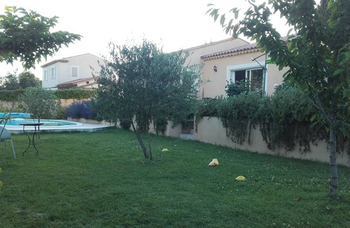 Puyvert Villa | Villa con piscina y aire acondicionado en el corazón del luberon.
