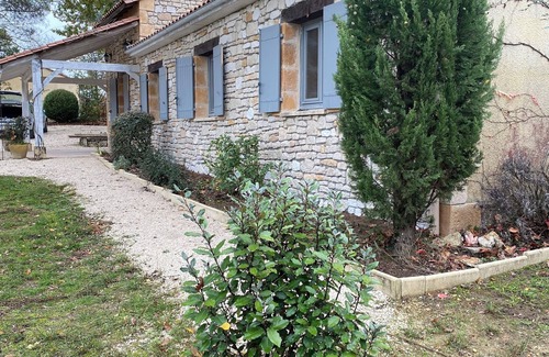 Tamnies Casa | VILLA CON PISCINA EN PERIGORD NEGRO CON VISTA A LA CAMPAÑA SARLADAISE