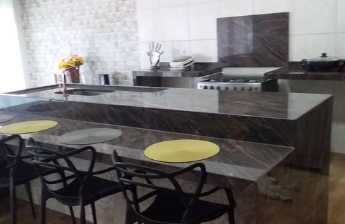 Peruibe Casa | Villa with swimming pool, barbecue and lots of greenery, close to the beach