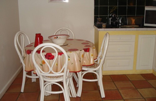 Perols Villa | Villa con piscina de 10 x 5 y jardín, capacidad para 6 personas, a 2 km de la playa, Perols