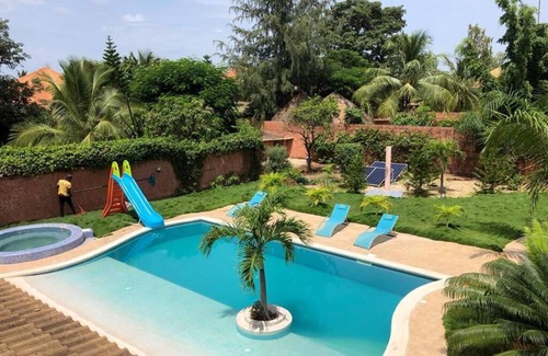 Saly Alquiler De Eote | Villa within walking distance to the beach!!!