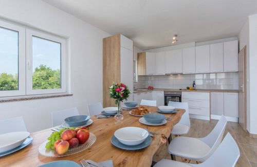 Peruski Villa | Villa Wonderview in Peruski