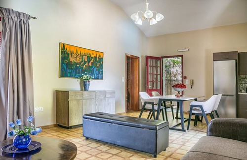 Kaligata Villa | Villa Xenia in Lakithra