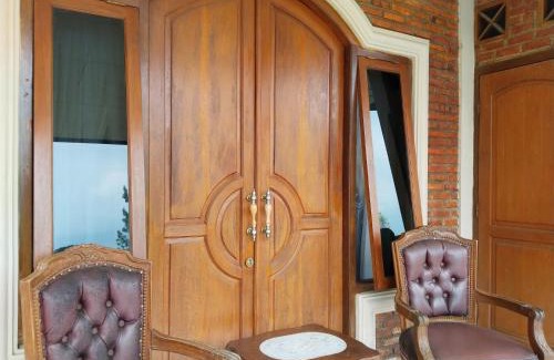 Cisarua Hotel | Villa Yustisia Curug 7 Cilember