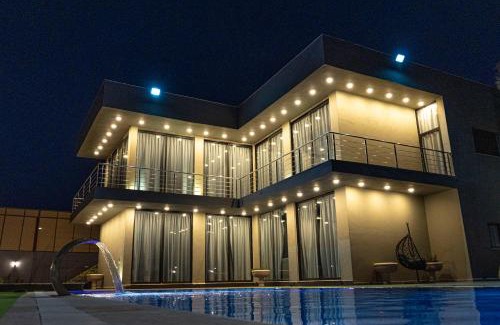 Al-Maghtas Chalet De Esquí | Villa Zain