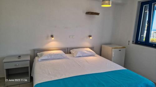 Paros Casa | Villa Zoe with Seaview near Golden Beach