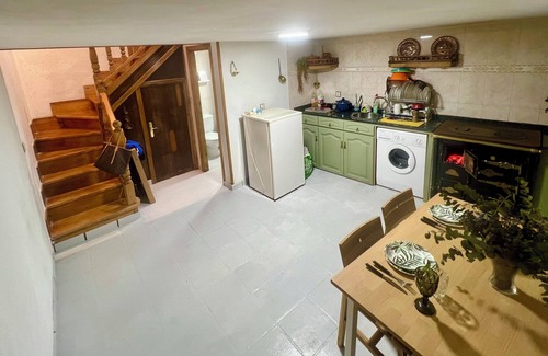 Mieres Chalet De Esquí | VilladeCelis unas vistas que no olvidaras, las mascotas son bienvenidas!