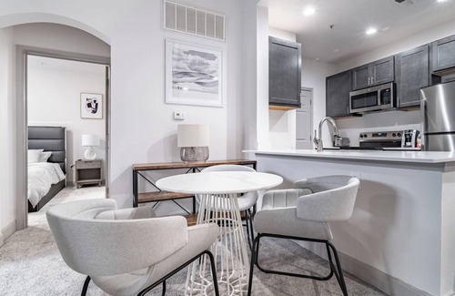 Corryville Apartamento | Village 2BD 2 - Dos Habitaciones Piso, Capacidad 4