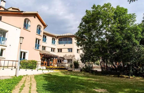 Saint-Etienne-de-Tinee Apartamento | Village Club Le Rabuons ** - Ternélia - Family room for 5 people