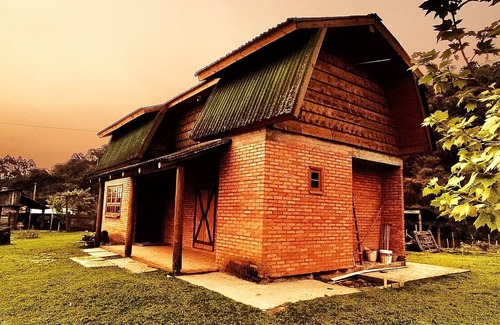 Urubici Cabina | Village Grace, Cabana Estilo Celeiro, com Linda Vista Para o Vale
