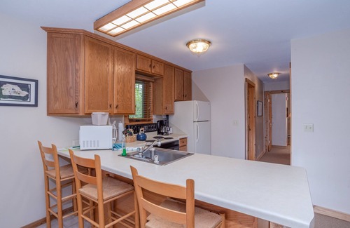 Ephraim Hotel | Village Green Lodge