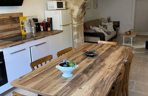 Montagnac Casa | Village house