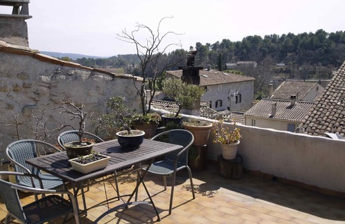 Peypin-d'Aigues Casa | Casa de pueblo en una aldea
