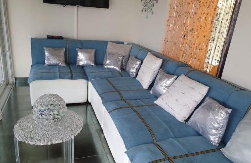 Bagnols-en-Foret Casa | Village House in France with Private Pool