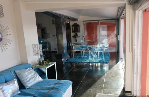 Bagnols-en-Foret Casa | Village House in France with Private Pool