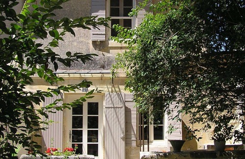 Fontvieille Casa | Village house in Provence for 2 to 4 people at the foot of the Alpilles mountains