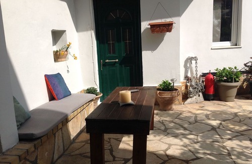 Liapades Casa | Village House es toda una casa tradicional, renovada y autónoma