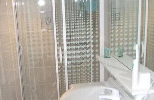 Sainte-Colombe-sur-Guette Casa | Casa de pueblo en 3 niveles cómodos, buenos beneficios