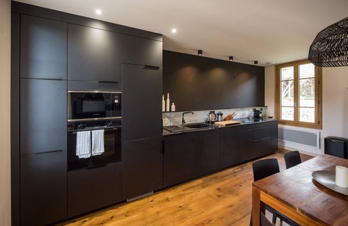 Saint-Lizier Casa | Village house with garden, on the banks of a river in a listed village