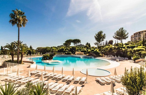 Cap Esterel Apartamento | Village PIERRE ET VACANCES CAP Estérel Le Jardin clos privatif FH 007