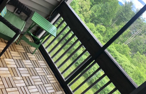 Weirs Beach Condominio | ¡Aldeas en Winnipesaukee Condo, camina hasta Weirs Beach o simplemente disfruta de la piscina!
