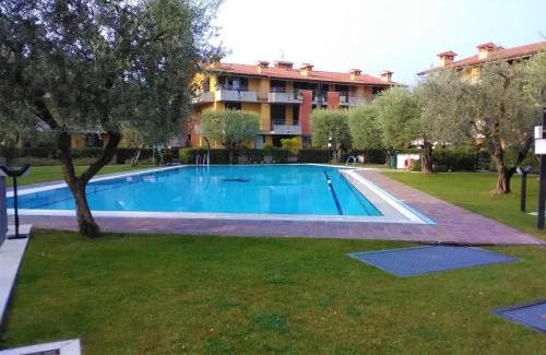 Lugana Apartamento | Villaggio dei Fiori Fiordaliso - Gardagate
