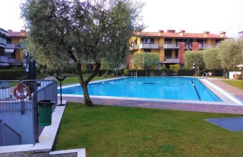 Lugana Apartamento | Villaggio dei Fiori Fiordaliso - Gardagate