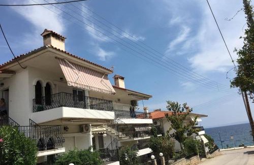 Kalyves Polygyrou Apartamento | VillaKaliba BEACHFRONT HOUSE