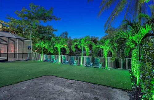 Golden Glades Casa | VillaKoBo Heated Pool Spa Bar Tennis Golf