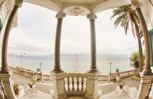 Province of Messina Villa | Villaliberty con vistas al mar.