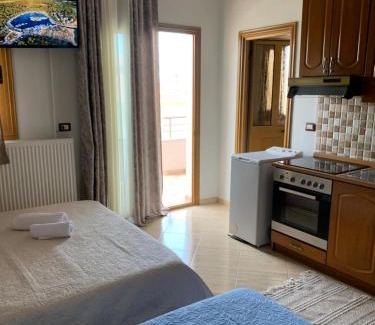 Shkembi i Kavajes Apartamento | VillaLumora