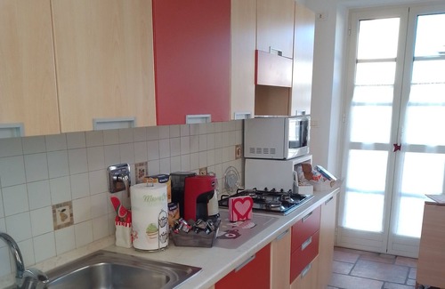 Villanova d'Asti Apartamento | Villanova d 'Asti Centro - Studio apartment with penthouse terrace overlooking the Church of the Batù