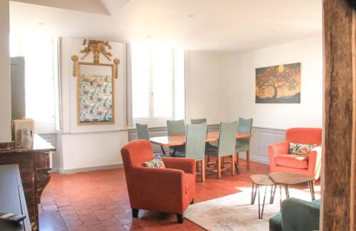 Auch Apartamento | Villaret - Très spacieux en Coeur de Ville